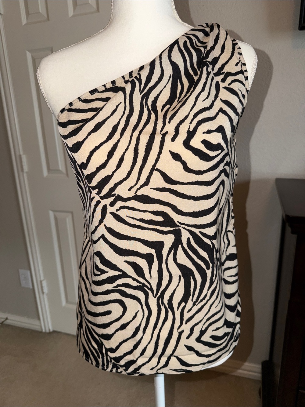 One-Shoulder Zebra Print Camisole - Black & Cream